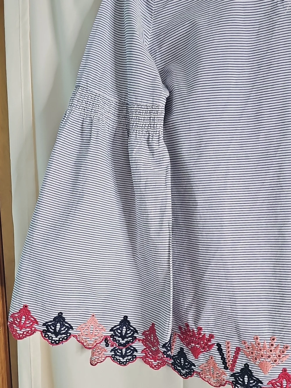 Crown & Ivy Navy 100% Cotton Blue /White Striped Bell Sleeve Tunic - Picture 6 of 9